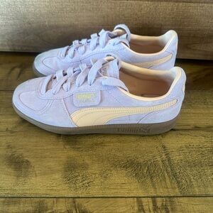 Puma Purple Sneakers Sleek Design Casual Wear